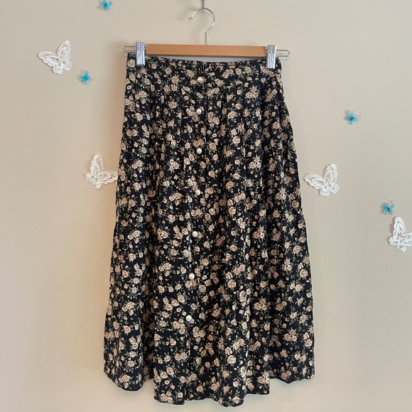 Cottagecore Rose Midi Skirt with Button Front - Picture 1 of 3